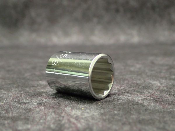 SOCKET 3/8"DR  X 5/8"   12PTS